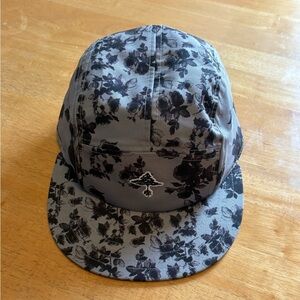 LRG TRUE HEADS Floral Hat